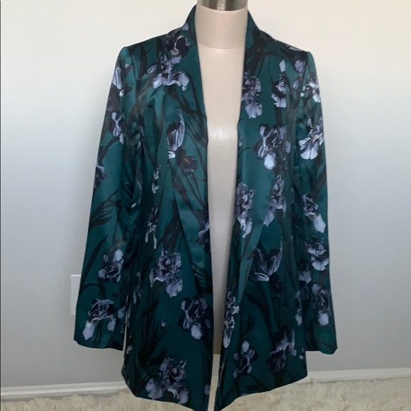 H&M Jackets & Blazers - HNM floral blazer H&M Jackets & Blazers - HNM floral blazer
